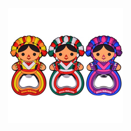 Magneto destapador pvc en forma de muñeca, souvenir o regalo de México. Recuerdo de Los Cabos.