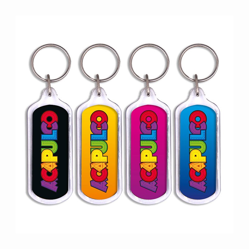 Llavero de acrílico con el nombre del destino Acapulco.  Souvenir de Acapulco, México