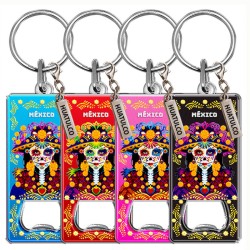 Llavero destapador de metal con una catrina. Souvenir de Huatulco, México.