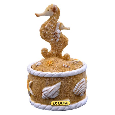 Caja de resina con acabado arena y figura de unas chanclas. Souvenirs y recuerdos de Ixtapa, México