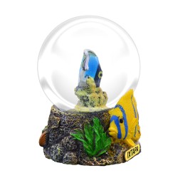 Esfera de nieve con un pez. Souvenir de Ixtapa, México