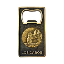 Destapador latón con la ilustración del Arco. Souvenir de Los Cabos, México