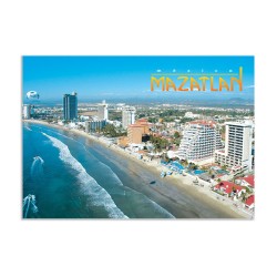 Tarjeta postal con vista aerea de la Zona Dorada de Mazatlan, souvenir y recuerdo de México