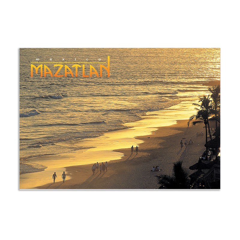 Tarjeta postal puesta de sol en una playa de la Zona Dorada, souvenir y recuerdo de Mazatlan, México