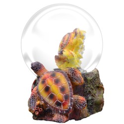 Esfera de nieve con una tortuga. Souvenir de Yucatán, México