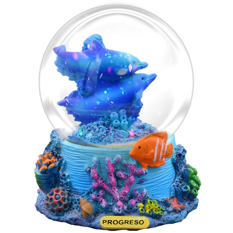 Esfera de nieve con unos delfines. Souvenir de Yucatán, México