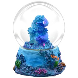 Esfera de nieve con unos delfines. Souvenir de Yucatán, México