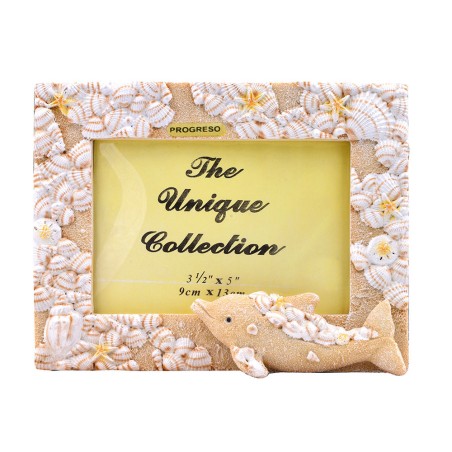 Portaretrato mediano  de resina con un delfín. Yucatan, Mexico.