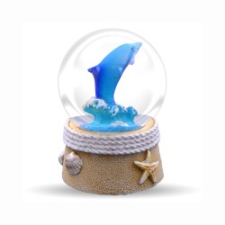 Esfera de resina con delfín. Yucatan, Mexico.