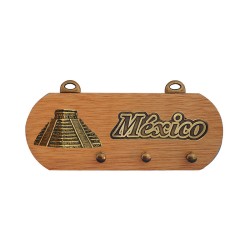 Portallave con la ilustración de la pirámide de Chichen Itzá. Souvenir de la Ciudad de México, CDMX.