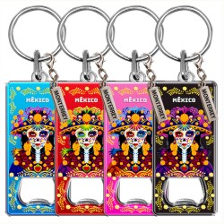 Llavero destapador de metal con una catrina. Souvenir de Monterrey, México.
