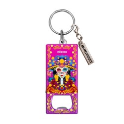 Llavero destapador de metal con una catrina. Souvenir de Monterrey, México.