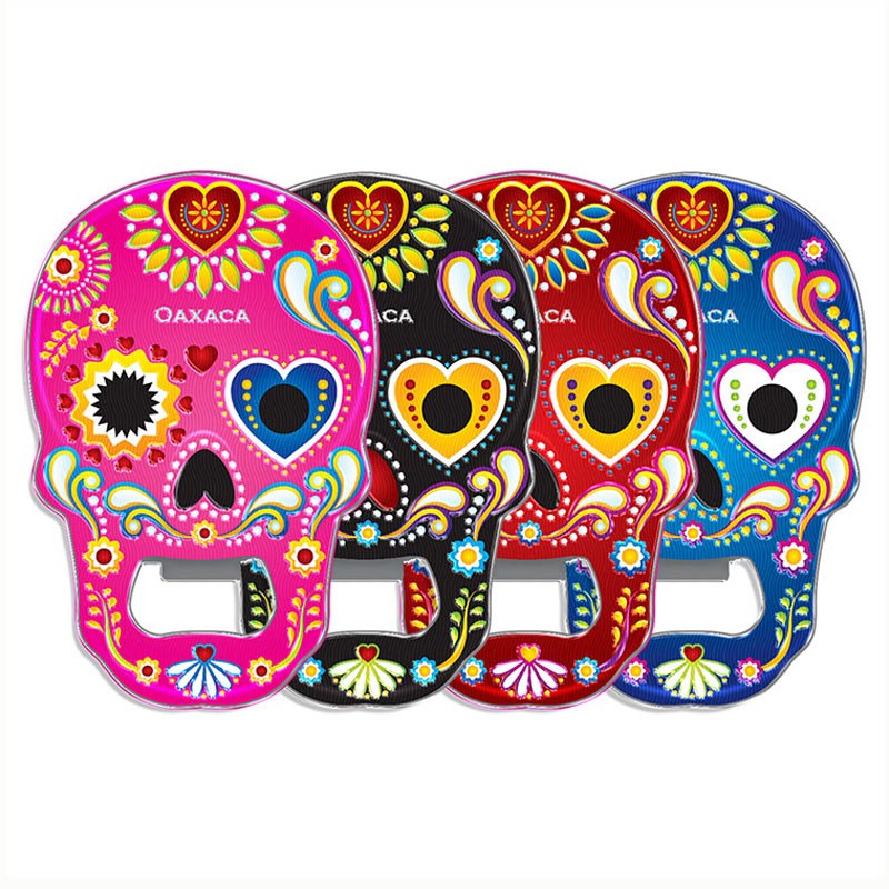 Magneto destapador de metal calavera. Souvenir de Oaxaca, México