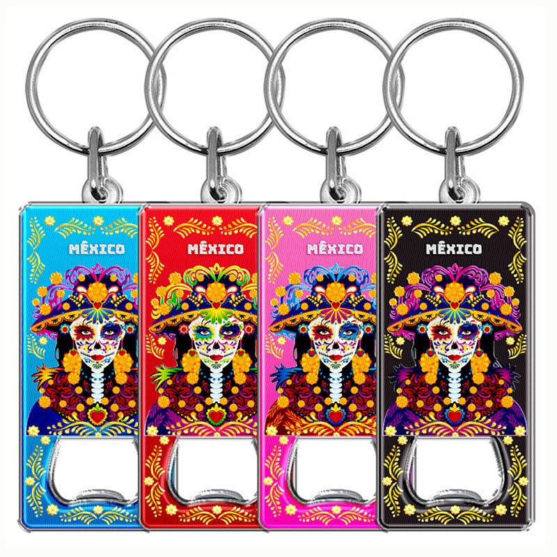 Llavero destapador de metal con una catrina. Souvenir de Puebla, México.