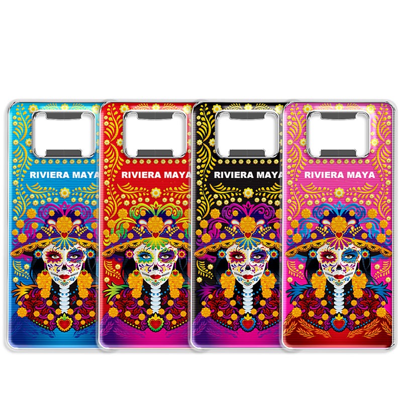 Magneto destapador de metal con catrina. Souvenir de la Riviera Maya, México