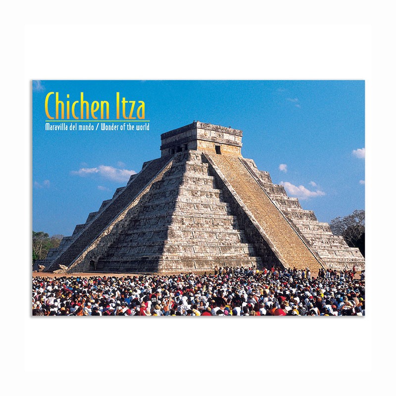 Tarjeta postal del equinoccio en Chichen Itza, souvenir y recuerdo de la Riviera Maya, México