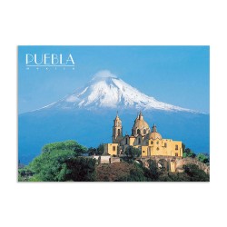 Tarjeta postal con la iglesia de Cholula y el Popocatepetl, souvenir y recuerdo de la Ciudad de México, CDMX.
