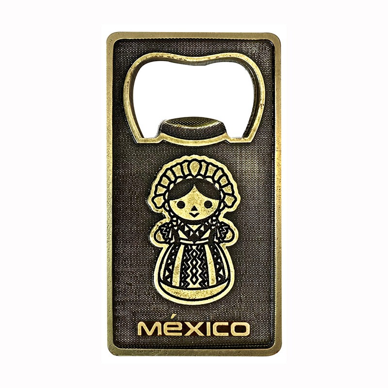 Magneto destapador de latón con el Calendario Azteca. Souvenir de la Ciudad de México, CDMX.