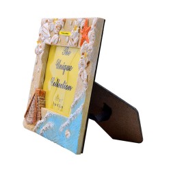 Portaretrato mediano  de resina con acabado Arena y una pirámide