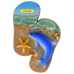 4 magnetos de resina en forma de chancla con ilustraciones de playa